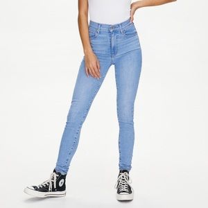 Levi’s Mile High Super Skinny Jeans